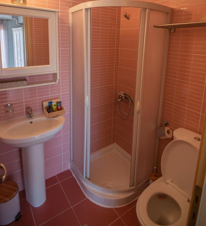 To Mikro Boutique Apartment Lefkáda Zewnętrze zdjęcie